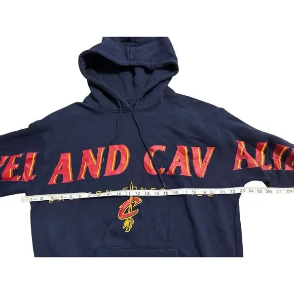NBA Cleveland Cavaliers Wingspan Hoodie Sweatshirt Large